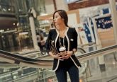 Blazer Preto detalhe Branco
